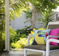 Ocean Breeze - Accommodation in Surfers Paradise