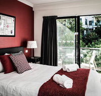 One Bedroom Apt Near Perth CBD with Parking - Accommodation in Surfers Paradise