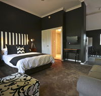 One Paddock Currency Creek Winery Villas - Accommodation in Surfers Paradise