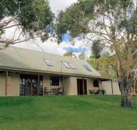 Otago Cottage - Accommodation in Surfers Paradise