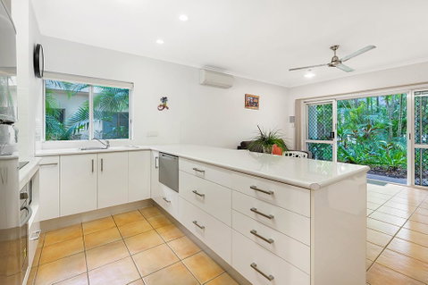 Outrigger Apartments Port Douglas - Accommodation in Surfers Paradise 1