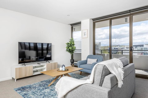 Oversized Luxe 1 Bedder - Amazing Barton - Gym - Accommodation in Surfers Paradise 2