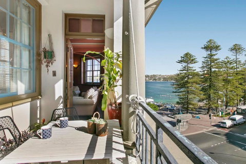 Oversized Manly Penthouse With 180 Ocean Views - Accommodation in Surfers Paradise 0