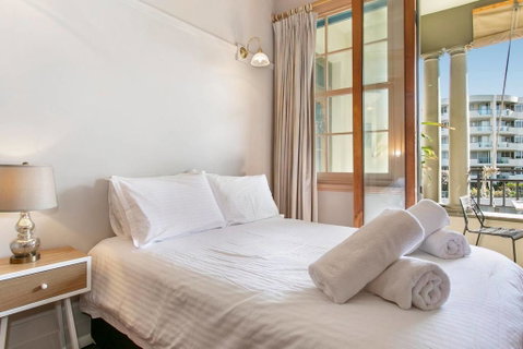Oversized Manly Penthouse With 180 Ocean Views - Accommodation in Surfers Paradise 1