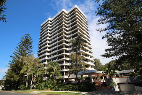 Pacific Towers 402 - Coffs Harbour, NSW - Accommodation in Surfers Paradise 0
