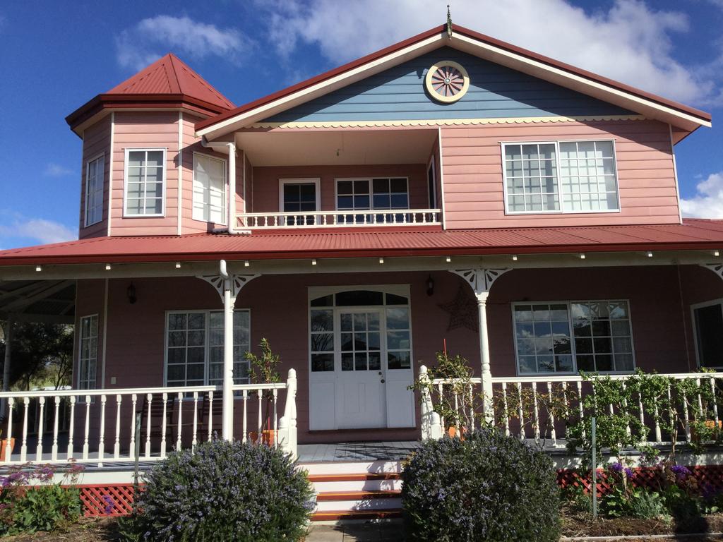 Lower King WA Accommodation in Surfers Paradise