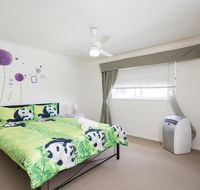 Panda Holiday -Close Mountain Ocean Pet Friendly - Accommodation in Surfers Paradise