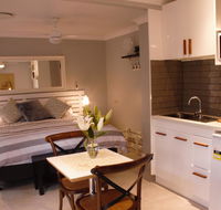 Paperbark Bed  Breakfast - Accommodation in Surfers Paradise