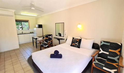 Paradise Court - Accommodation in Surfers Paradise 1