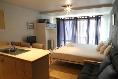 Parkwood 03 - Accommodation in Surfers Paradise 3