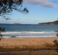Pebbly Beach Shacks - Accommodation in Surfers Paradise