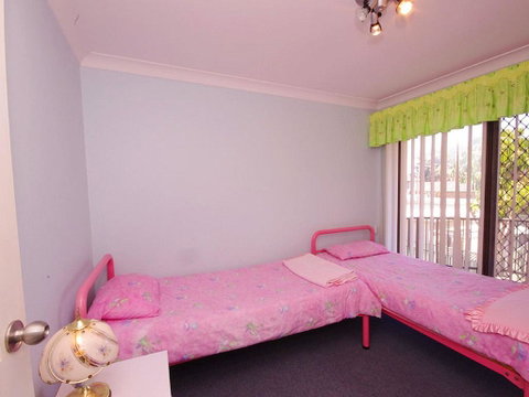 Pelican Place - Accommodation in Surfers Paradise 2