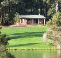Pemberton Lake View Chalets - Accommodation in Surfers Paradise