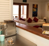 Pemberton Lodge - Accommodation in Surfers Paradise