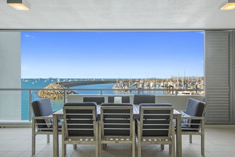Peninsula Airlie Beach - Accommodation in Surfers Paradise 0
