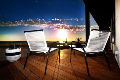 Perlubie Sea - Accommodation in Surfers Paradise 2