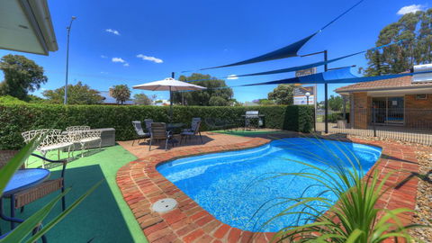 Pevensey Motor Lodge - Accommodation in Surfers Paradise 0