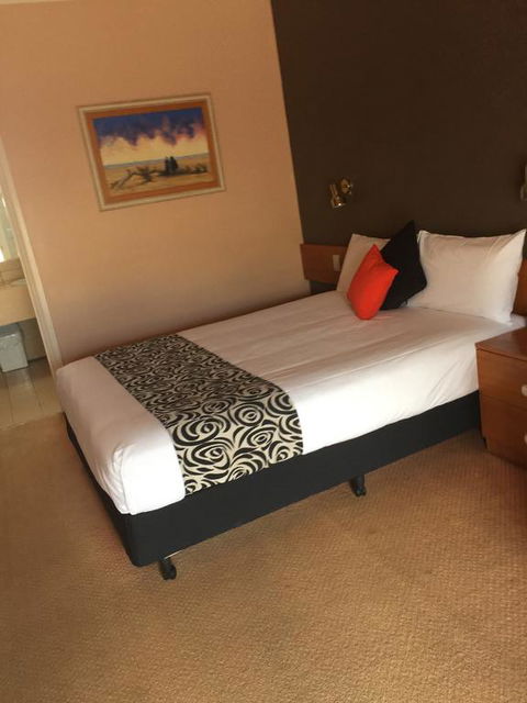 Philadelphia Motor Inn - Accommodation in Surfers Paradise 0