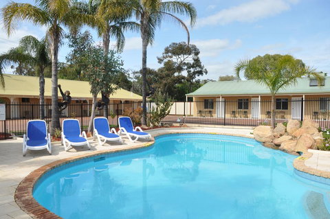 Pinjarra Resort - Accommodation in Surfers Paradise 0