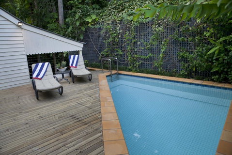 Port Douglas Cottage & Lodge - Accommodation in Surfers Paradise 1
