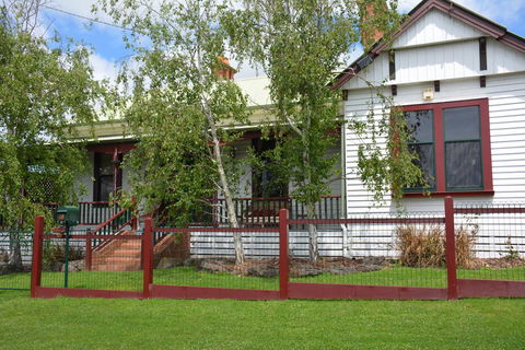 Portarlington Vicarage - Accommodation in Surfers Paradise 0