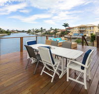 Portobello 8 Waters - Private Pool Luxury - Accommodation in Surfers Paradise