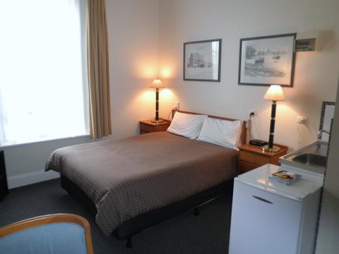Princes Lodge Motel - Accommodation in Surfers Paradise 3