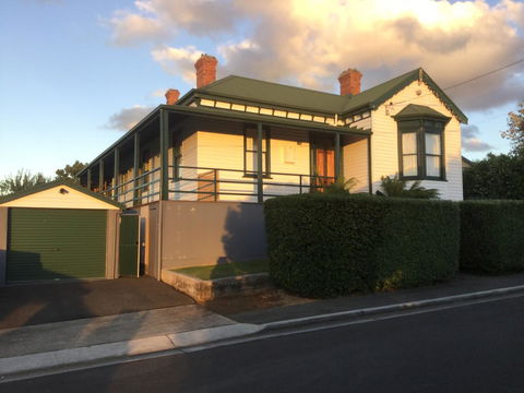 Pump Jack B&B - Accommodation in Surfers Paradise 0