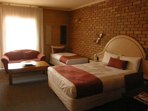 Quality Inn Colonial - Accommodation in Surfers Paradise 2