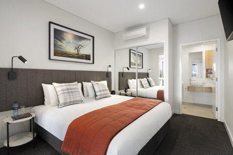 Quest Orange - Accommodation in Surfers Paradise 3