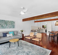 Quiet Waterfront Retreat in Family Neighbourhood - Accommodation in Surfers Paradise