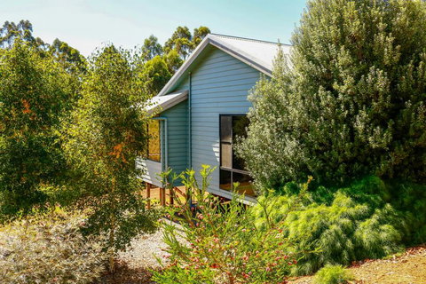 Rainbow Trail Chalets - Accommodation in Surfers Paradise 2