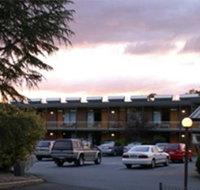 Red Cedars Motel - Accommodation in Surfers Paradise