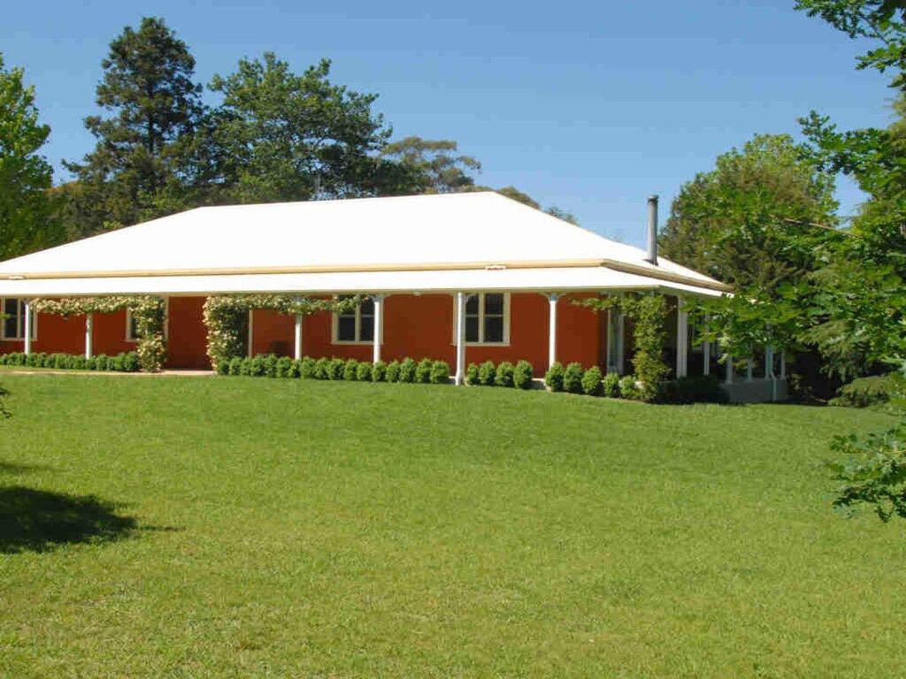 Jerrabomberra NSW Accommodation in Surfers Paradise