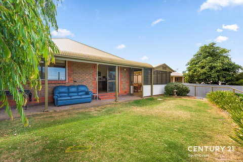 Reef & Vines Port Noarlunga - Accommodation in Surfers Paradise 2