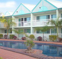 Reef Adventureland Motor Inn - Accommodation in Surfers Paradise