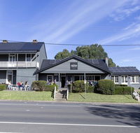 Robertson Public House and Kitchen - Accommodation in Surfers Paradise