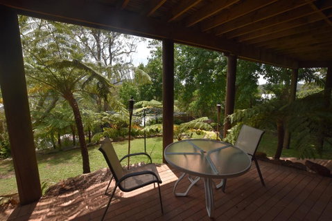 Rockwall Avoca Beach - Accommodation in Surfers Paradise 2