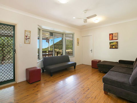 Rosa House In Broke, 4br House In Walking Distance To Cellar Doors - Accommodation in Surfers Paradise 3