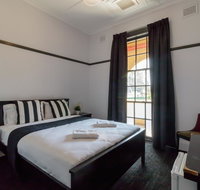 Royal Hotel Ryde - Accommodation in Surfers Paradise