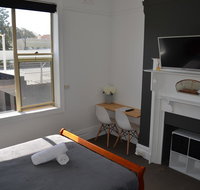 Sandy Bottoms Guesthouse - Accommodation in Surfers Paradise