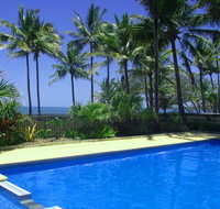 Sarina Beach Motel - Accommodation in Surfers Paradise