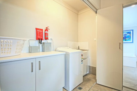 Sea Mist - Accommodation in Surfers Paradise 1
