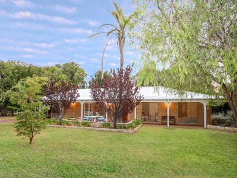 Seabreeze House - So Close To The Beach - Accommodation in Surfers Paradise 0