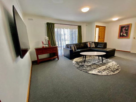 Sevens Avenue Guest House - Accommodation in Surfers Paradise 3