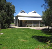 Showgrounds Cottage Naracoorte - Accommodation in Surfers Paradise