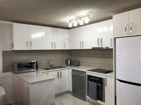 Silvers 1 - Accommodation in Surfers Paradise 2