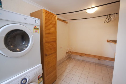 Silvertrees 2 - Accommodation in Surfers Paradise 3