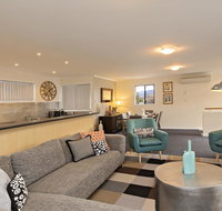 Silvertrees 4 - McLure Circuit Jindabyne - Accommodation in Surfers Paradise