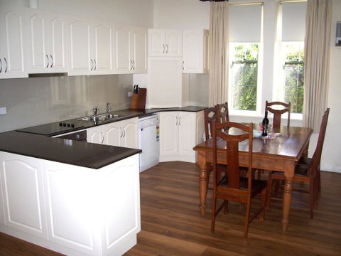 Smith Street Villa Naracoorte - Accommodation in Surfers Paradise 2